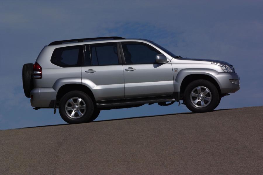  Toyota Land Cruiser 2003 года  (фото 62 из 192)